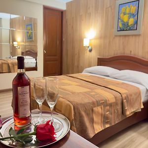 Hotel Asturias Inn